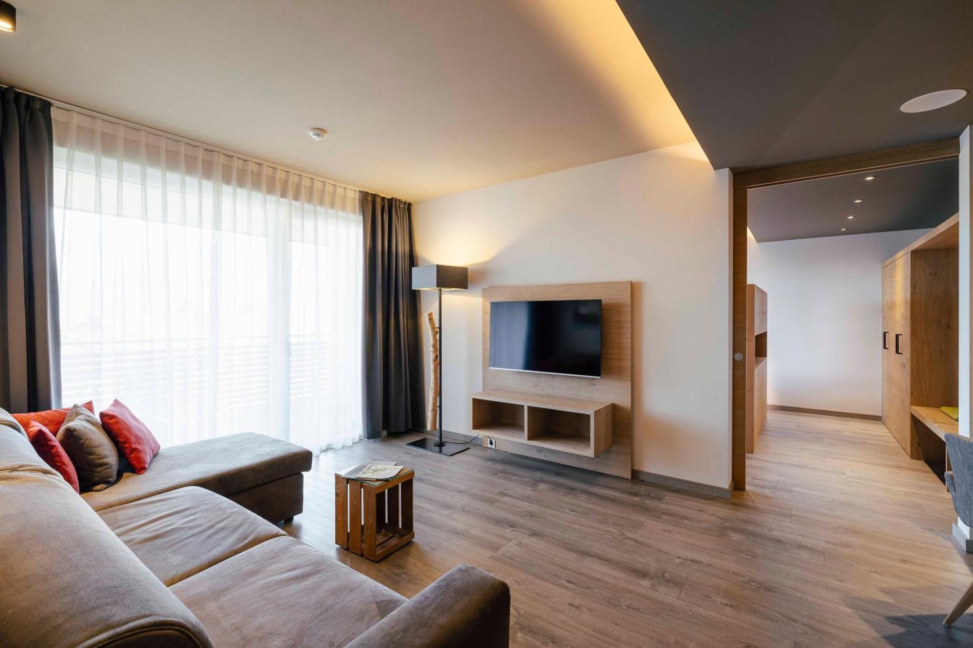 Hotel Pfeiss Lana Habitación foto